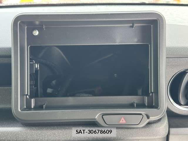 Honda N BOX CUSTOM 2026-03 8209037-19