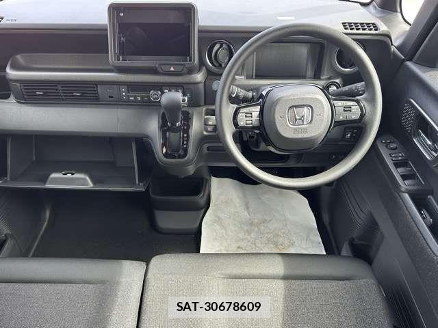 Honda N BOX CUSTOM 2026-03 8209037-6