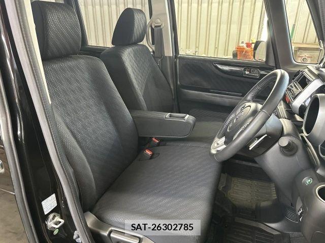 Honda N BOX CUSTOM 2013-12 8209104-9