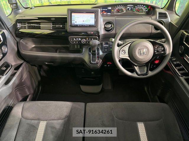 Honda N BOX CUSTOM 2022-05 8209056-1