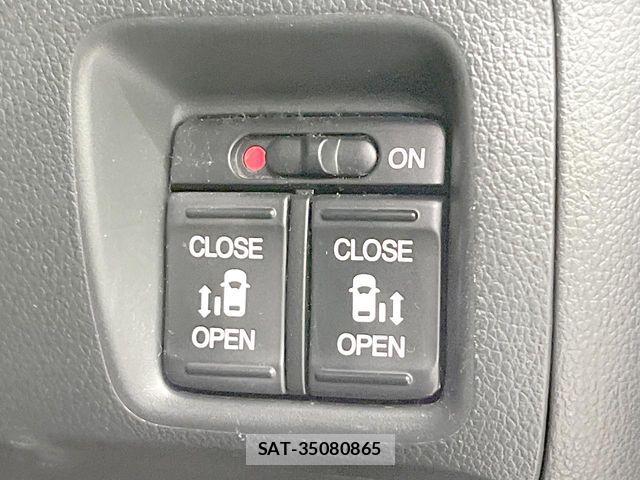 Honda N BOX CUSTOM 2015-12 8209115-5