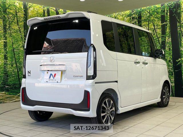 Honda N BOX CUSTOM 2025-12 8209027-16