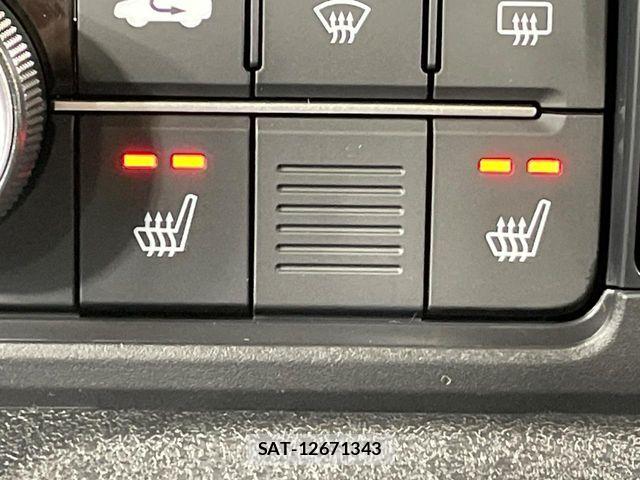Honda N BOX CUSTOM 2025-12 8209027-5