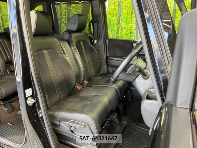 Honda N BOX CUSTOM 2018-11 8209079-7