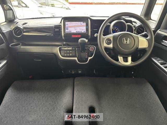 Honda N BOX CUSTOM 2016-05 8209098-1
