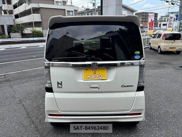 Honda N BOX CUSTOM 2016-05 8209098-19