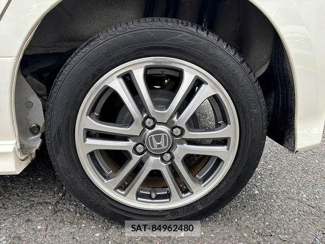 Honda N BOX CUSTOM 2016-05 8209098-26