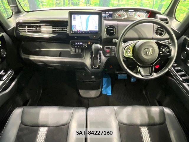 Honda N BOX CUSTOM 2023-01 8209044-1