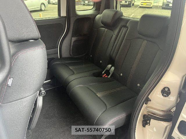 Honda N BOX CUSTOM 2022-02 8209031-12