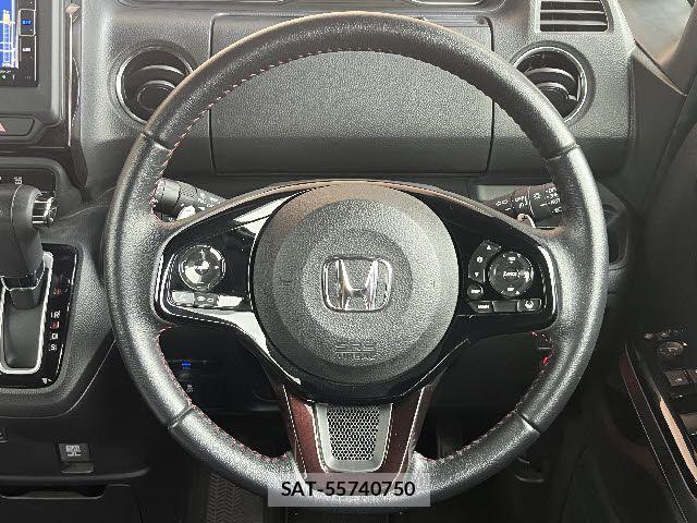 Honda N BOX CUSTOM 2022-02 8209031-13