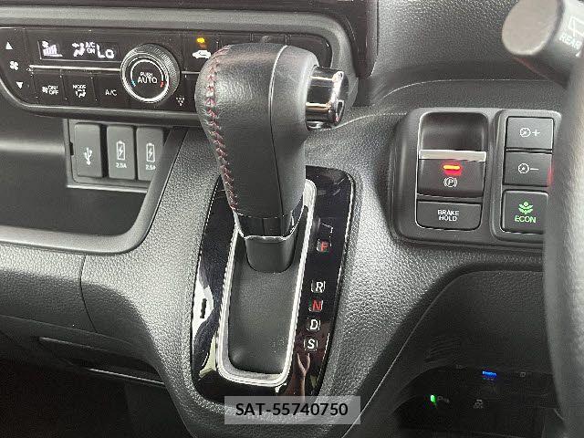 Honda N BOX CUSTOM 2022-02 8209031-19