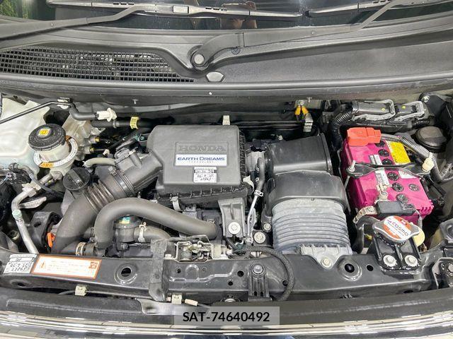 Honda N BOX CUSTOM 2019-10 8209062-17