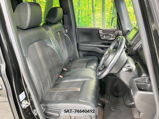 Honda N BOX CUSTOM 2019-10 8209062-7