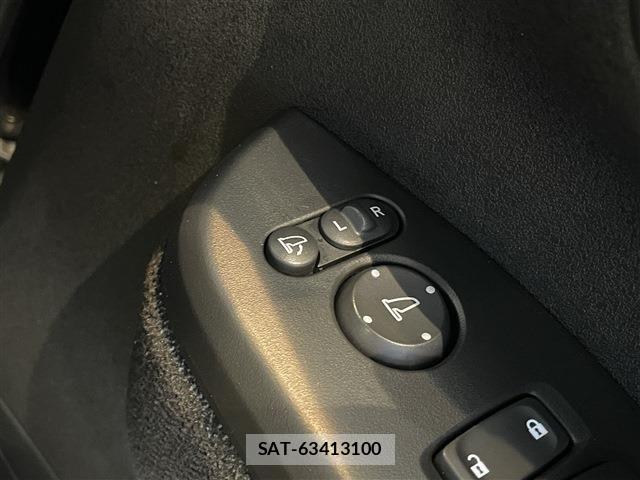 Honda N BOX CUSTOM 2024-05 8209083-20