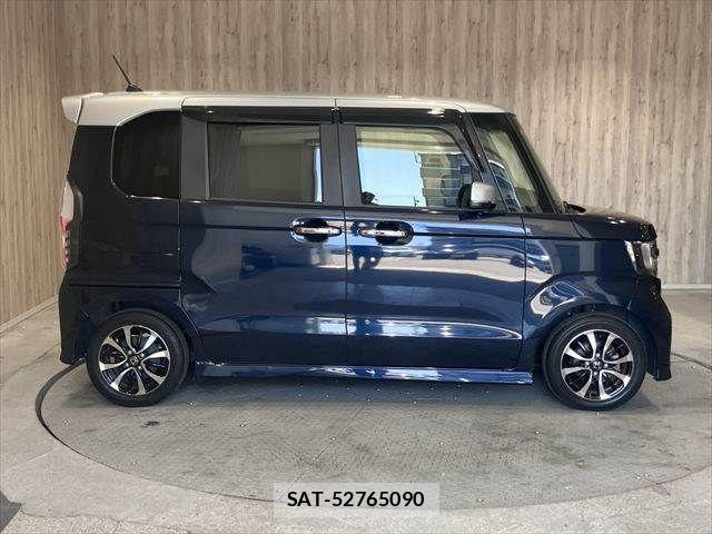 Honda N BOX CUSTOM 2022-09 8209066-19