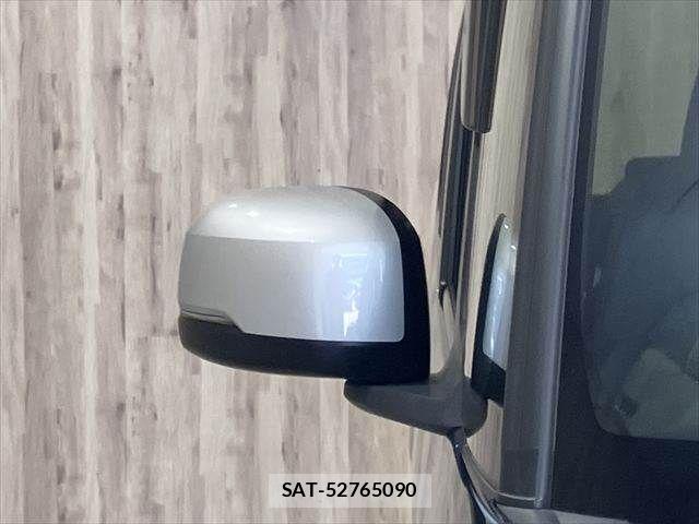 Honda N BOX CUSTOM 2022-09 8209066-25