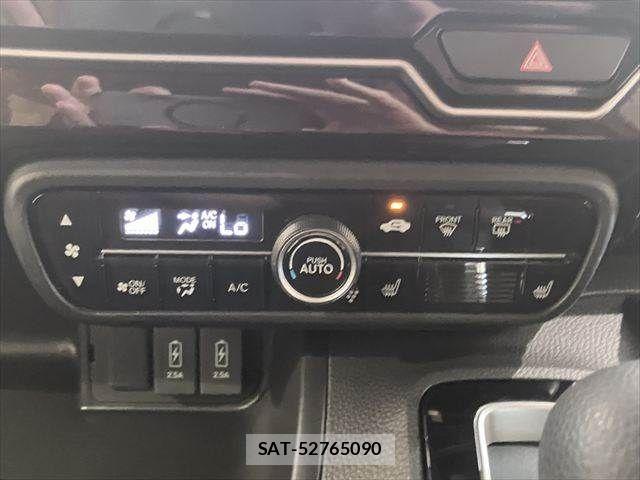 Honda N BOX CUSTOM 2022-09 8209066-8