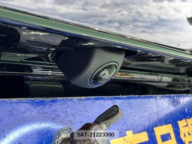 Honda N BOX CUSTOM 2026-05 8209028-10