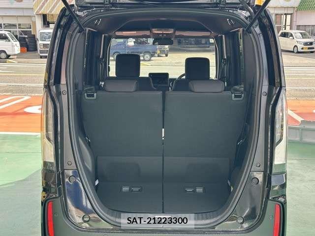 Honda N BOX CUSTOM 2026-05 8209028-11