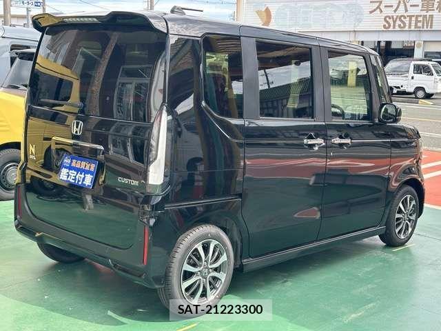 Honda N BOX CUSTOM 2026-05 8209028-13