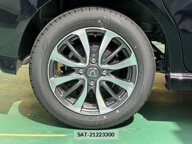 Honda N BOX CUSTOM 2026-05 8209028-14