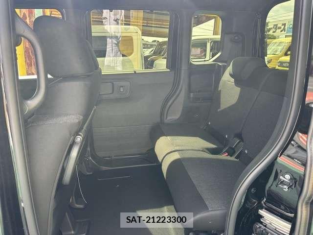 Honda N BOX CUSTOM 2026-05 8209028-5