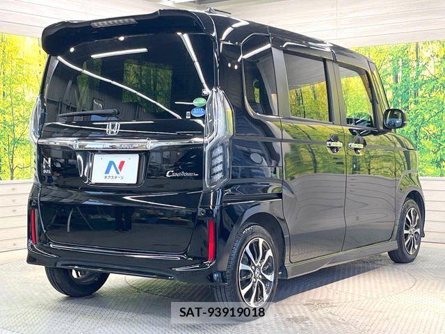 Honda N BOX CUSTOM 2018-07 8209088-16