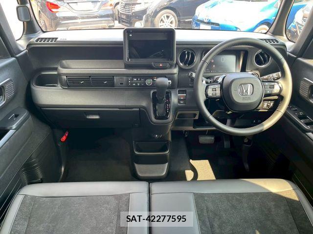 Honda N BOX CUSTOM 2024-05 8209029-2