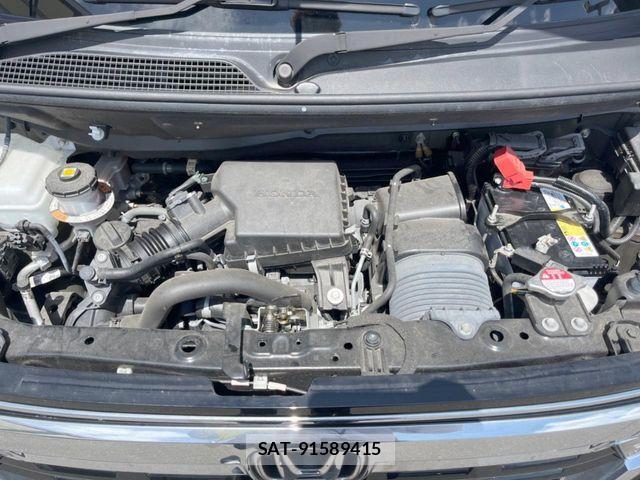 Honda N BOX CUSTOM 2022-06 8209043-17