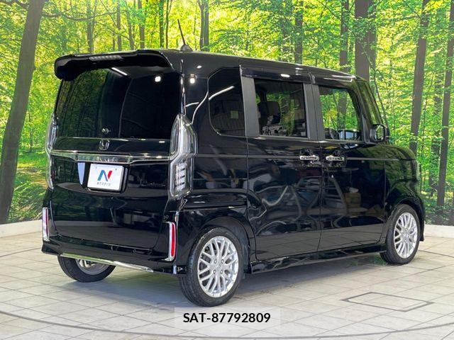 Honda N BOX CUSTOM 2021-08 8209040-16