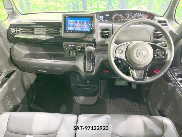 Honda N BOX CUSTOM 2021-06 8209013-1