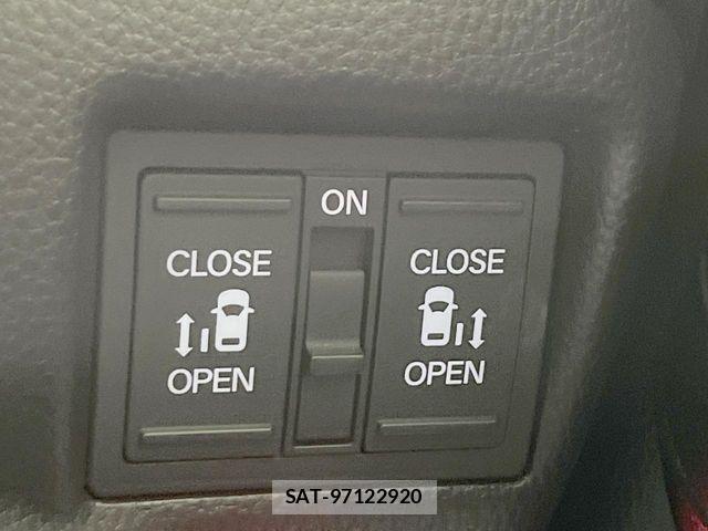 Honda N BOX CUSTOM 2021-06 8209013-6