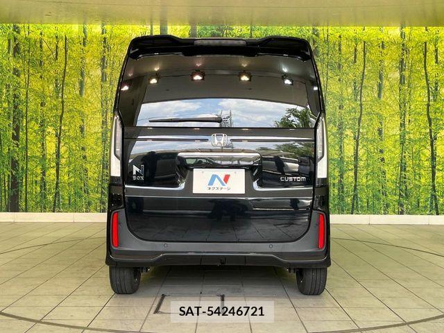 Honda N BOX CUSTOM 2024-06 8209033-14