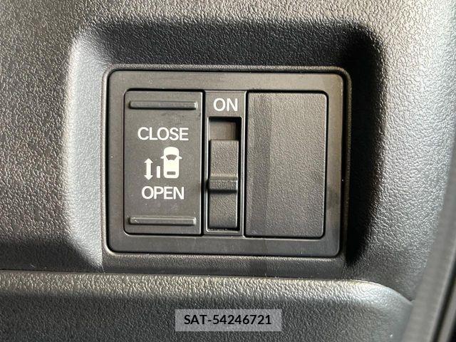 Honda N BOX CUSTOM 2024-06 8209033-4