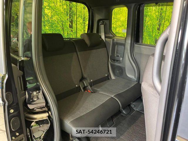 Honda N BOX CUSTOM 2024-06 8209033-8