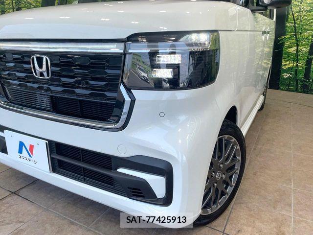 Honda N BOX CUSTOM 2024-01 8209018-11
