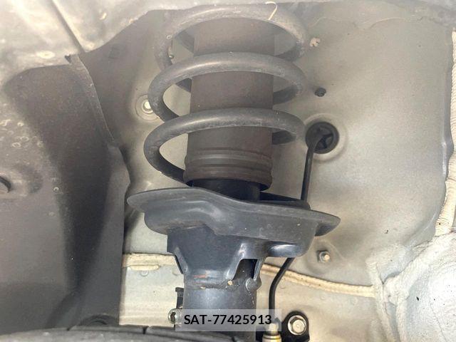 Honda N BOX CUSTOM 2024-01 8209018-19