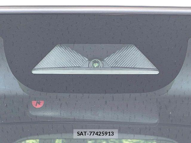 Honda N BOX CUSTOM 2024-01 8209018-5