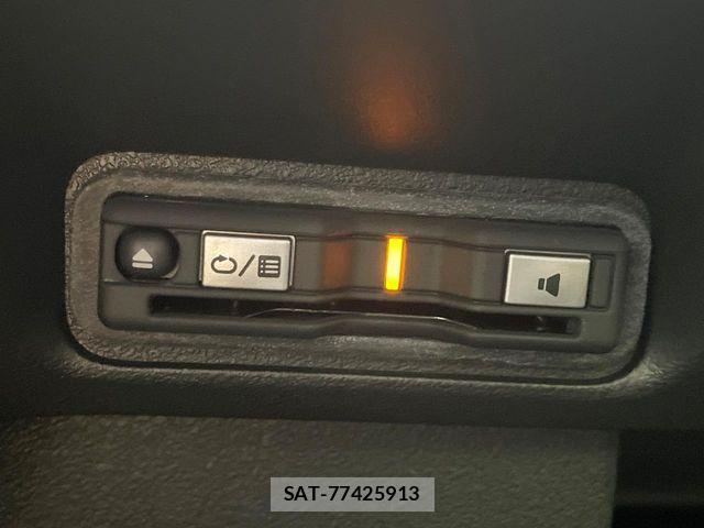 Honda N BOX CUSTOM 2024-01 8209018-6