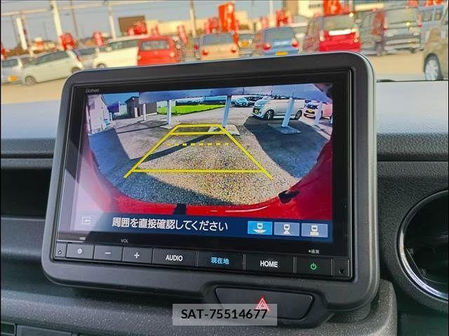 Honda N BOX CUSTOM 2024-03 8209067-10