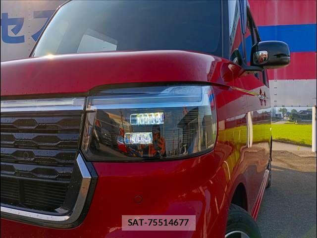 Honda N BOX CUSTOM 2024-03 8209067-14