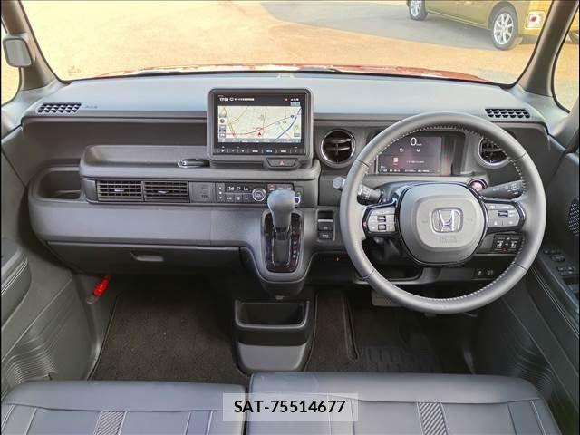 Honda N BOX CUSTOM 2024-03 8209067-1