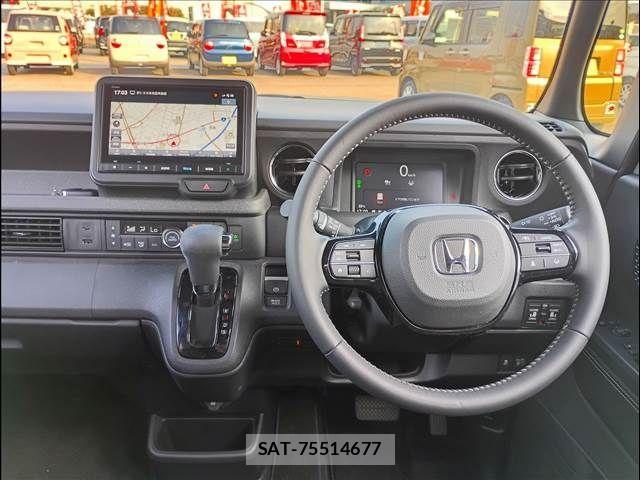Honda N BOX CUSTOM 2024-03 8209067-3
