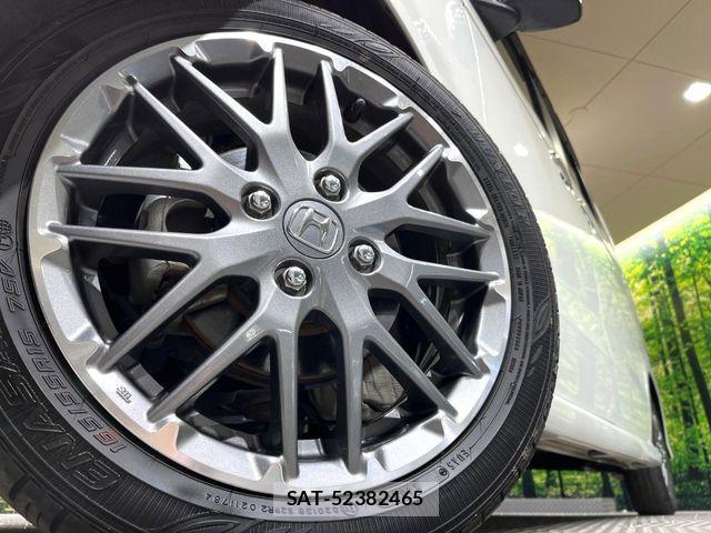 Honda N BOX CUSTOM 2023-11 8209021-12