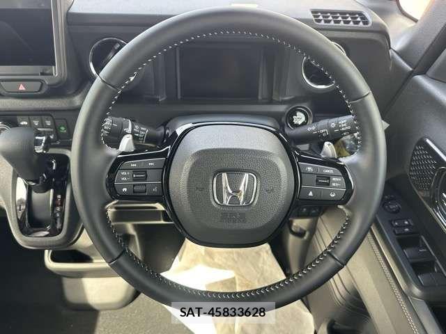 Honda N BOX CUSTOM 2026-01 8209008-9