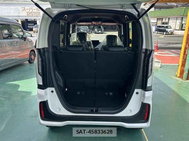 Honda N BOX CUSTOM 2026-01 8209008-11