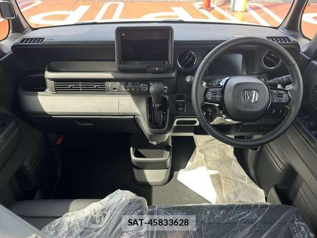 Honda N BOX CUSTOM 2026-01 8209008-8