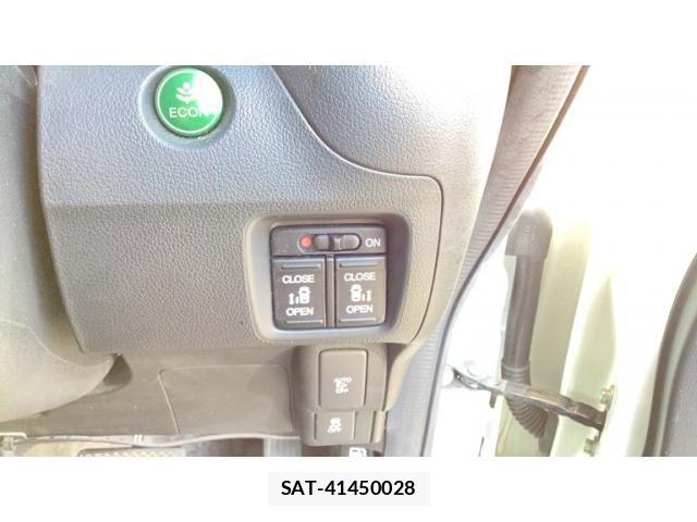 Honda N BOX CUSTOM 2016-04 8231046-13