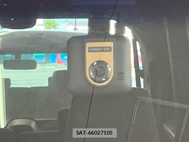 Honda N BOX CUSTOM 2019-08 8231031-5
