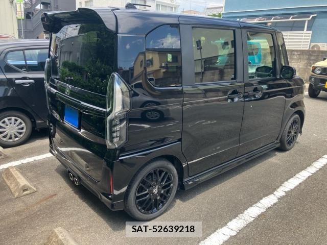 Honda N BOX CUSTOM 2023-01 8231004-2